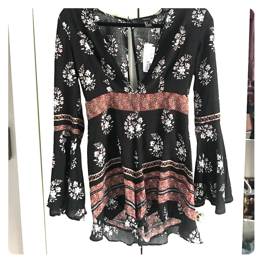 Black floral print Forever 21 romper