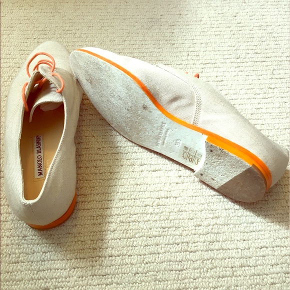 Manolo Blahnik Oxford - Picture 3 of 3