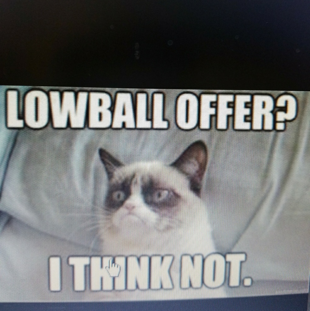 NO LOWBALL OFFER, I DO BUNDLE DISCOUNT