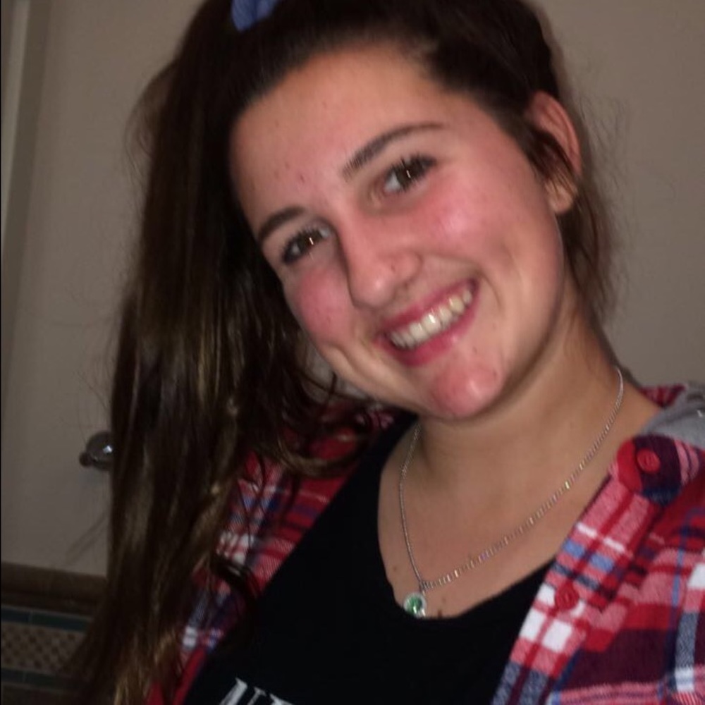 Meet your Posher, Emma