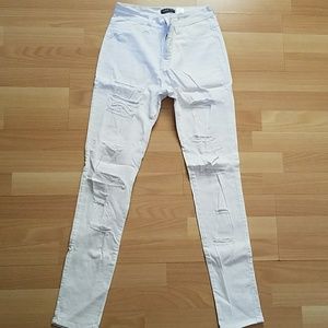 White fashion nova jeans