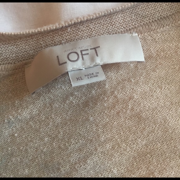LOFT Sweaters - super cute tan LOFT cardigan size XL LOFT Sweaters - super cute tan LOFT cardigan size XL