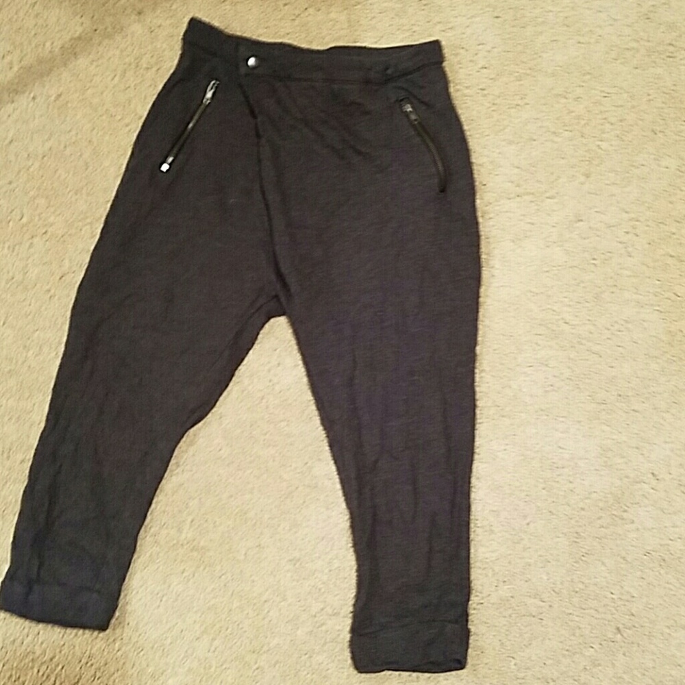 Jogging capris