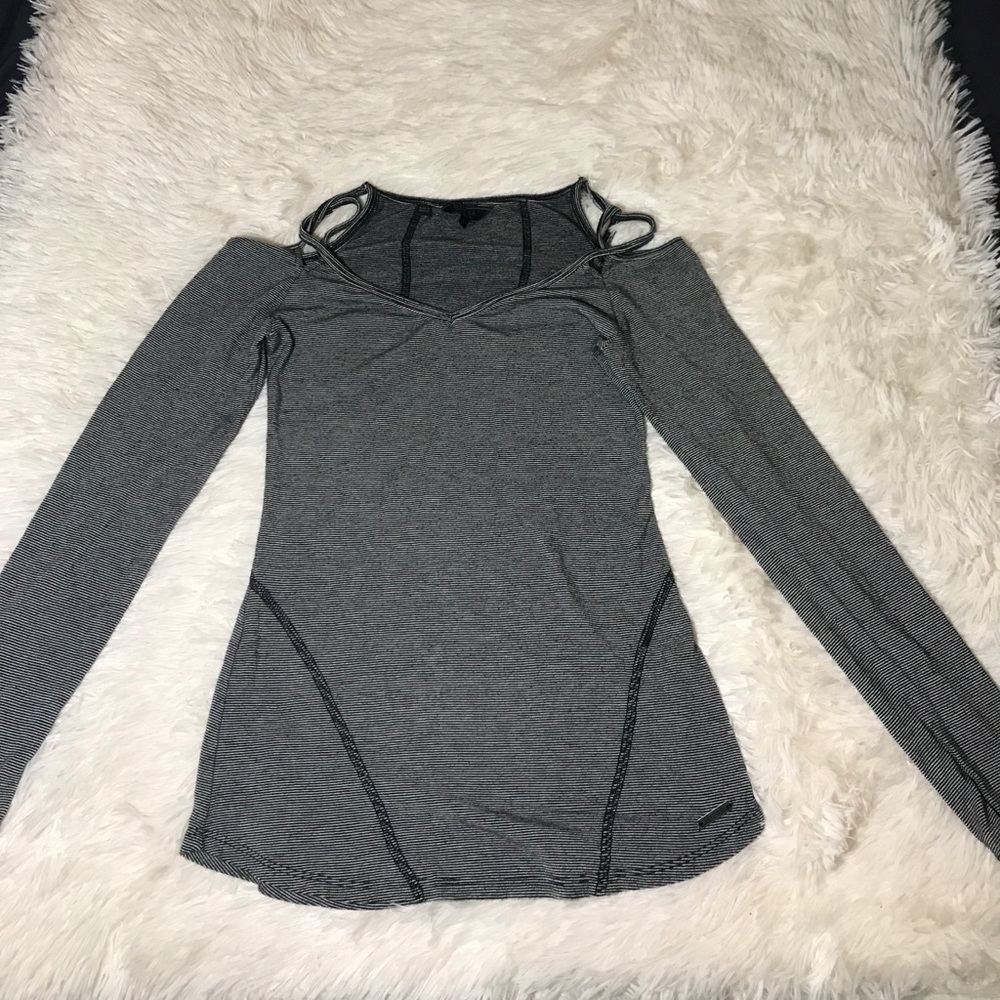 Long Sleeve Shirt From Guess Small🎈