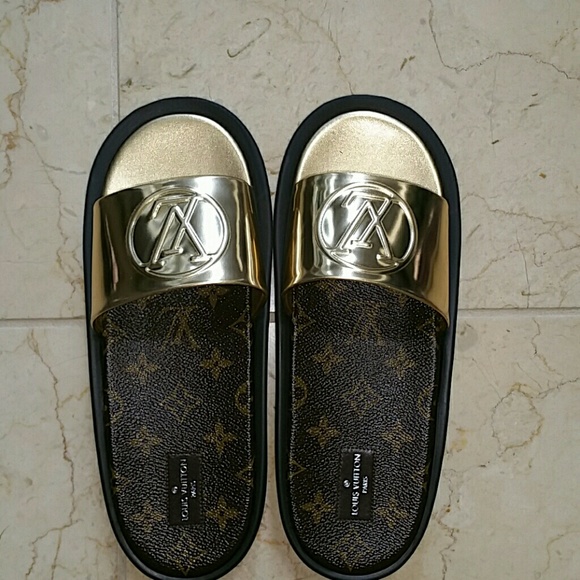 $$$Sold$$$$Louis Vuitton Sunbath Sandal - Picture 1 of 5