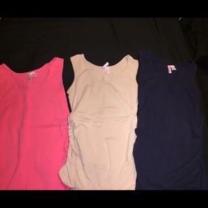 Maternity tank top bundle size small