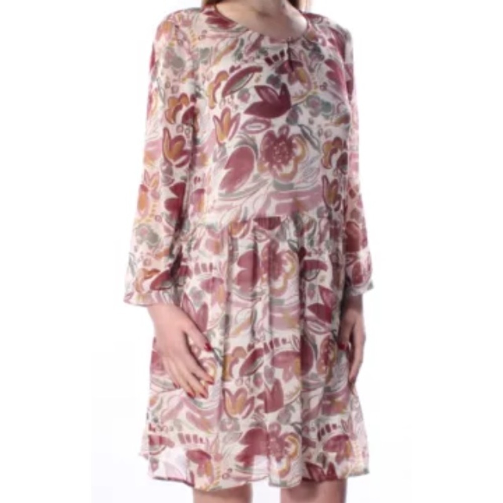 { Vince Camuto } Floral 3/4 Sleeve Dress