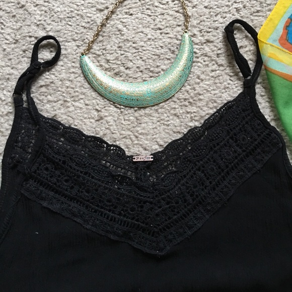 Romper - Picture 2 of 3