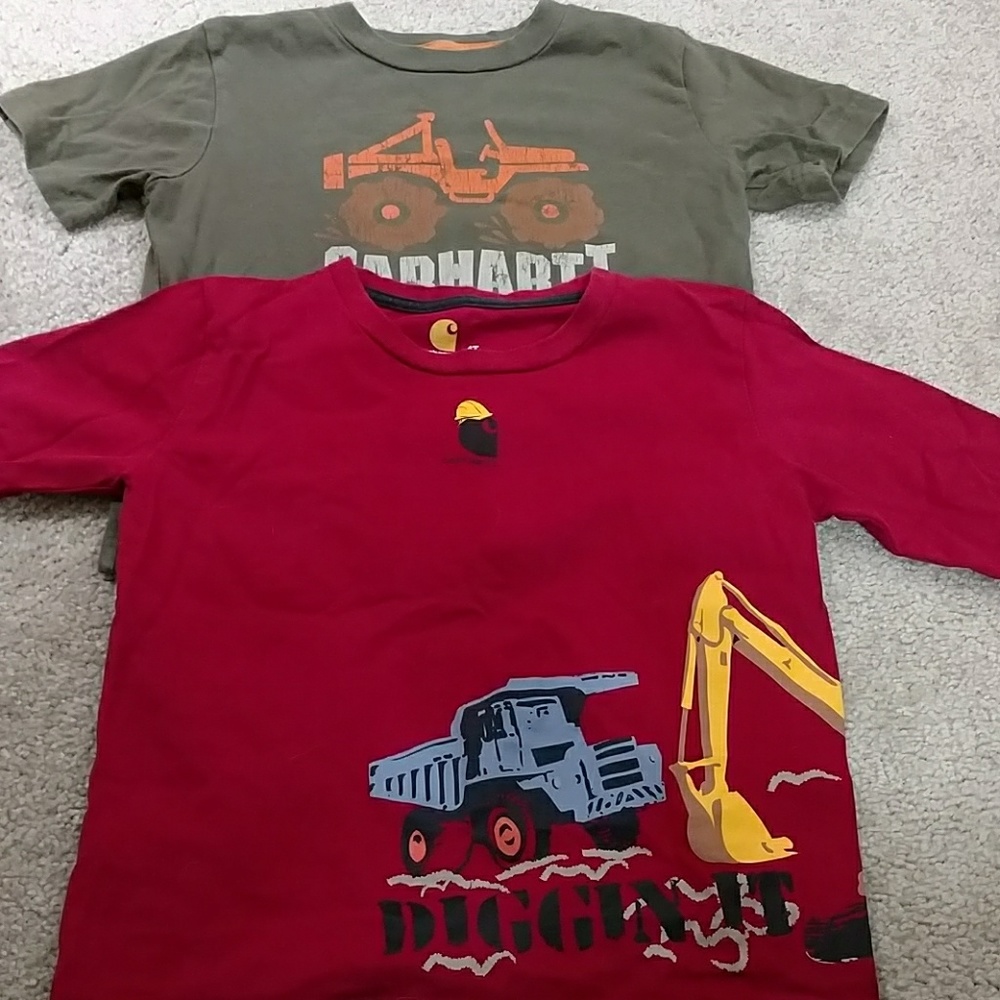 2 like new kids 4t Carhartt shirts
