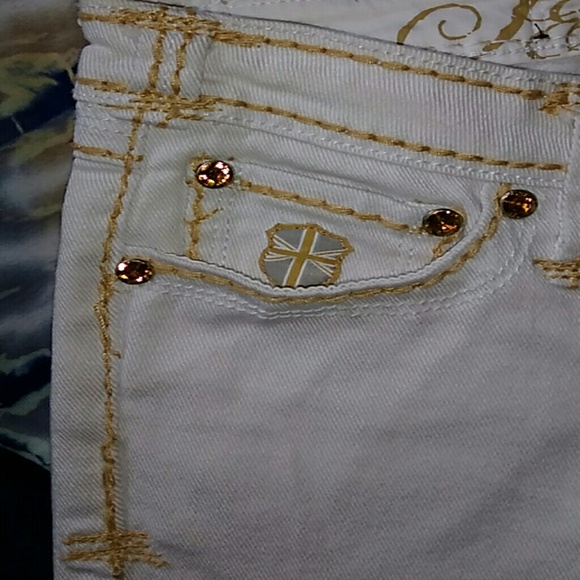 Pepe {London} Jeweled Denim Capri's - Picture 4 of 8