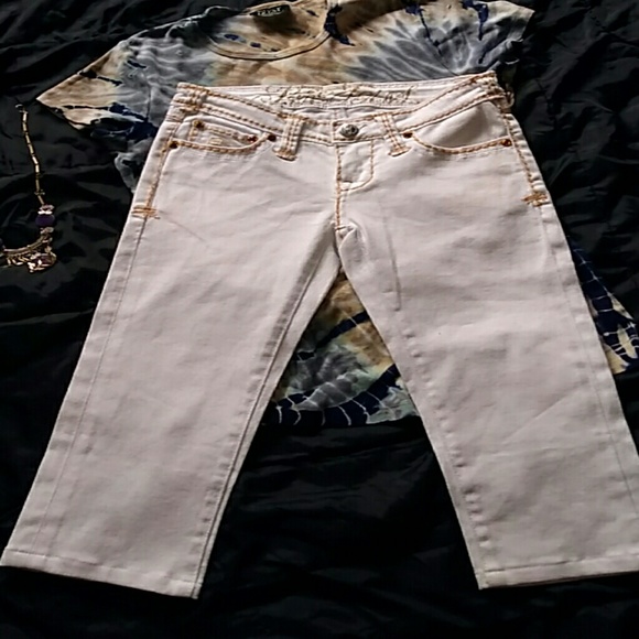 Pepe {London} Jeweled Denim Capri's - Picture 7 of 8