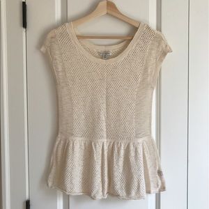 AEO sleeved cream sweater Sz M