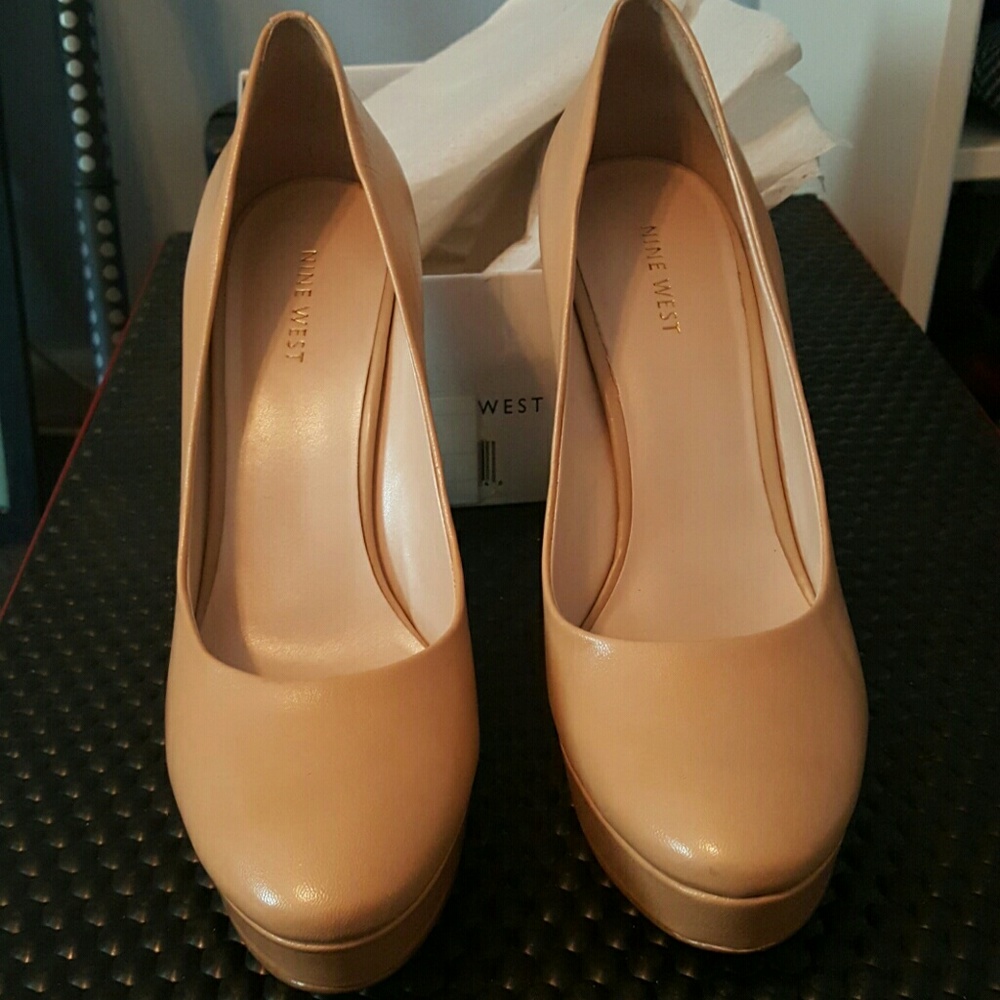 Nine West leather upper