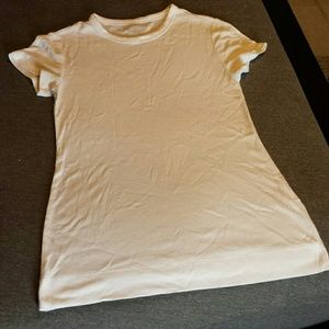 Vera Wang plain white Tee
