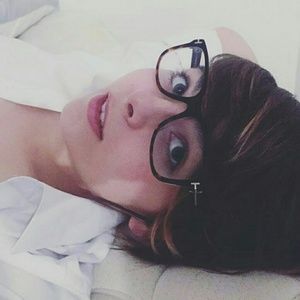 Meet your Posher, Pamela