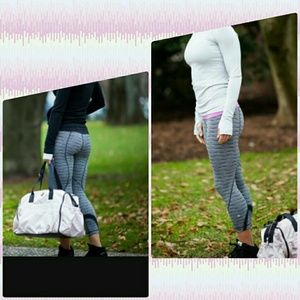 LULULEMON TEXTURED WAVE INSPIRE 10