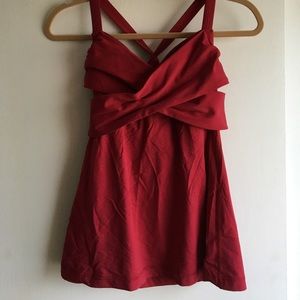 Pretty never-worn lululemon Tank, size 8