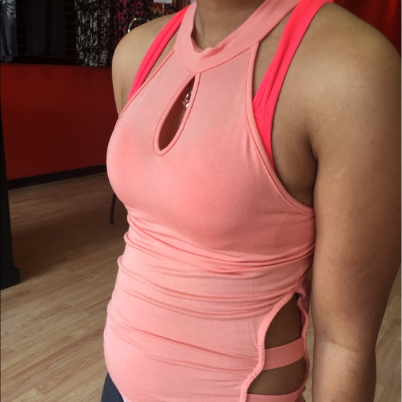 Peach Sleeveless Top - Picture 2 of 4