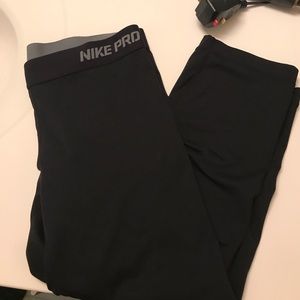 Nike pro fitted crop