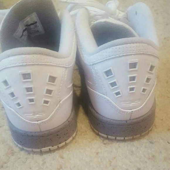 Jordans - Picture 4 of 4