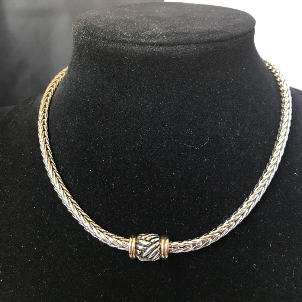 Necklace and earring set