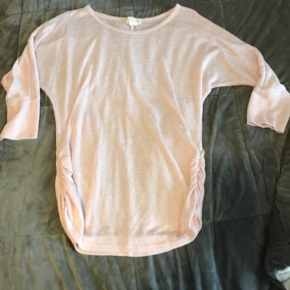 Light pink 3/4 sleeve!!