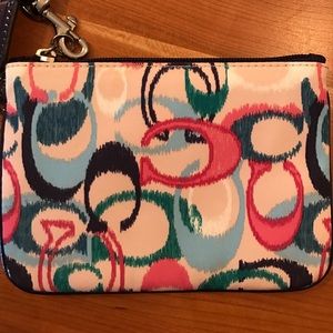 BRAND NEW MULTI-COLOR COACH WRISTLET