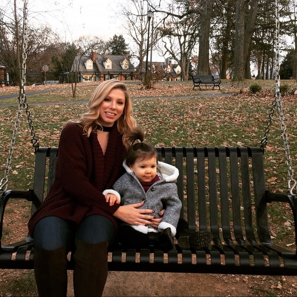 Meet your Posher, Jeaninne - Picture 1 of 1