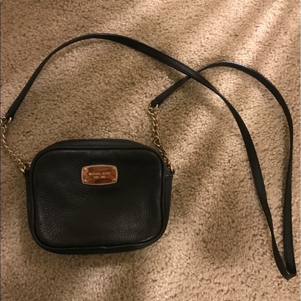 Michael Kors Crossbody Purse!