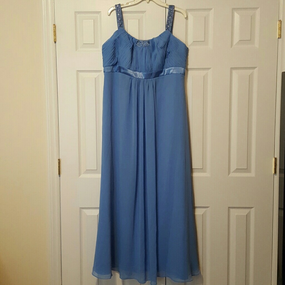 David Bridal Gown Size 18