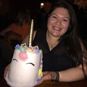 Meet your Posher, Tina