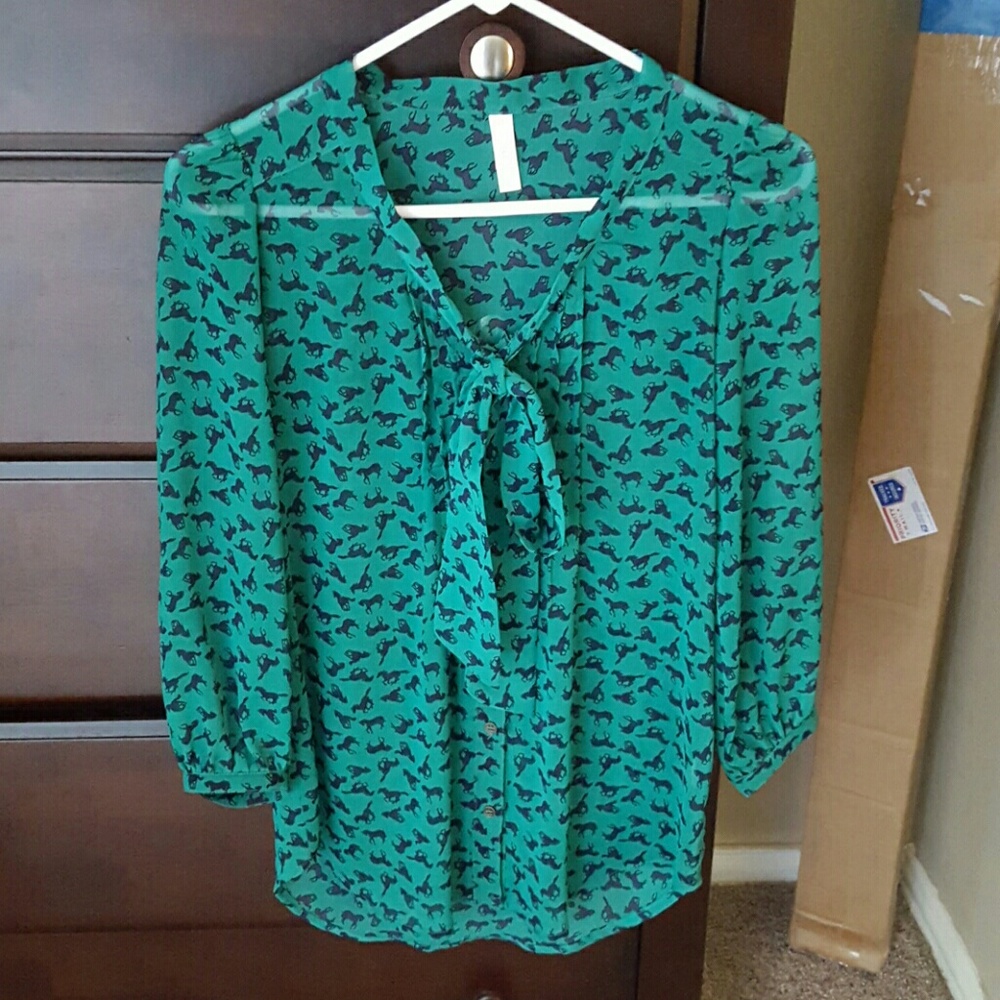Xhiliration horse print blouse.