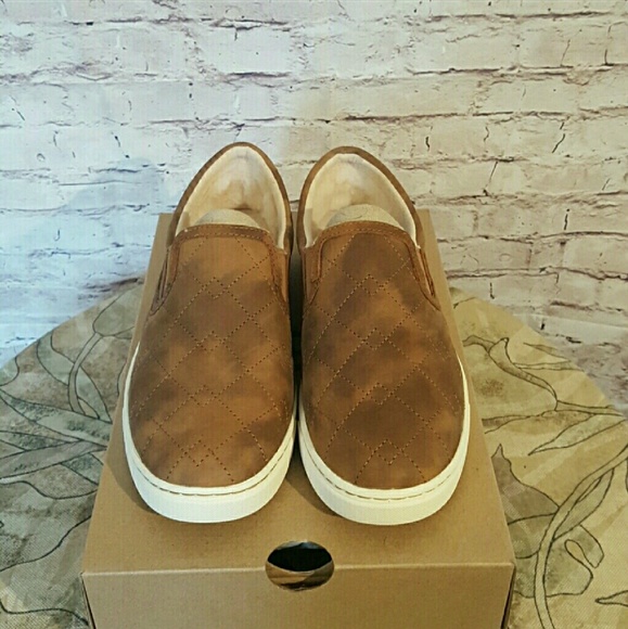 UGG Shoes - UGG Brown Leather Slip-ons