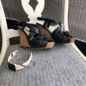 💥WEEKEND SALE💥Seychelles Wedges
