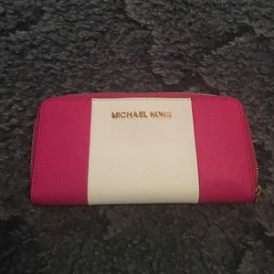 Michael Kors wallet