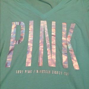 VS pink v neck tshirt