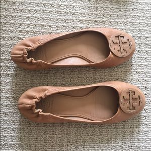 TORY BURCH TAN FLATS