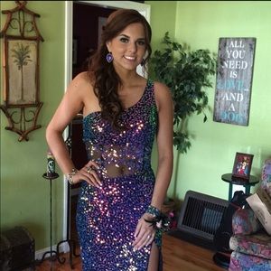 Prom dress