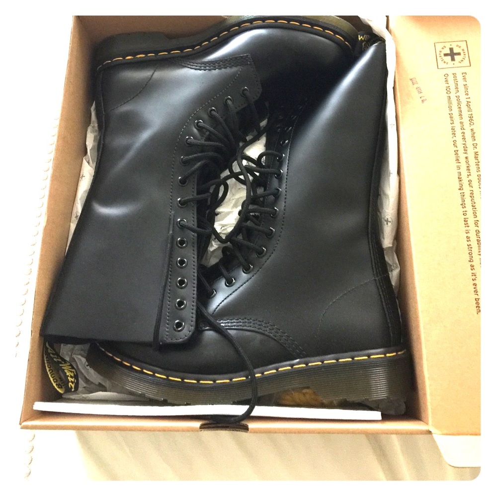 Dr. Martens 1914 Women's 8