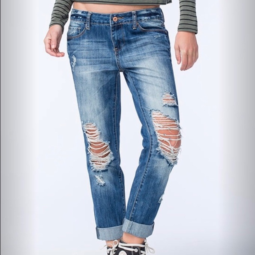 Women's slim boyfriend jeans