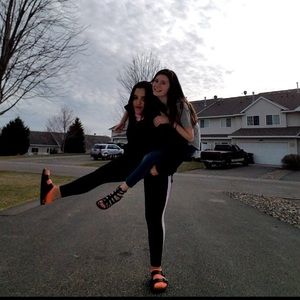 Meet your Posher, Isabella