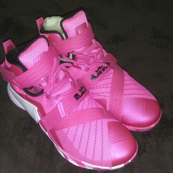 lebron 12 soldier pink