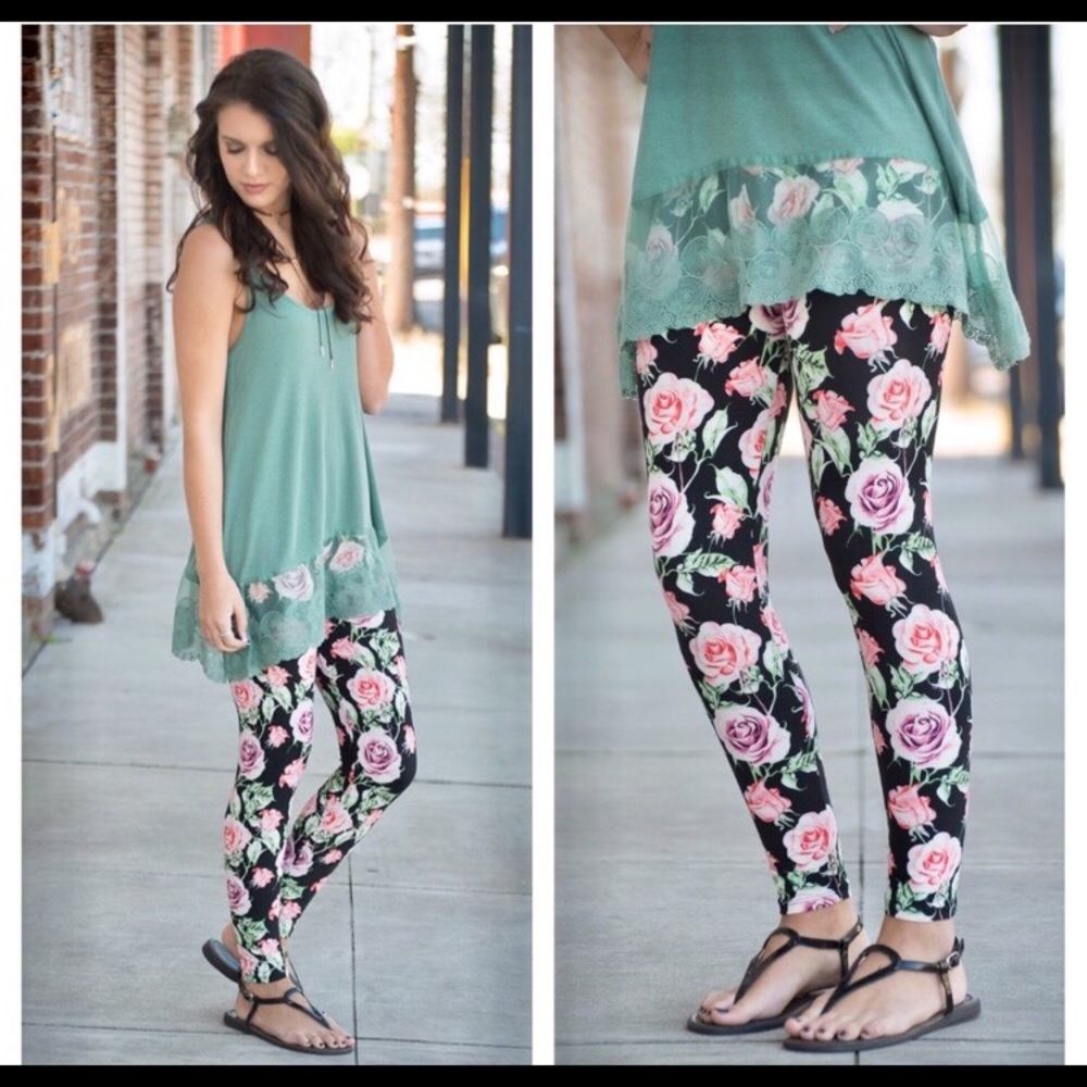 Rose print leggings
