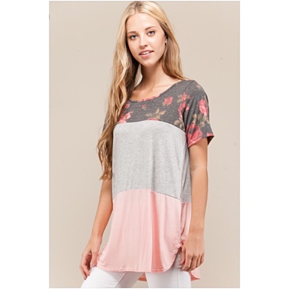Blush Floral Colorblock Tunic Top SM - Picture 3 of 6