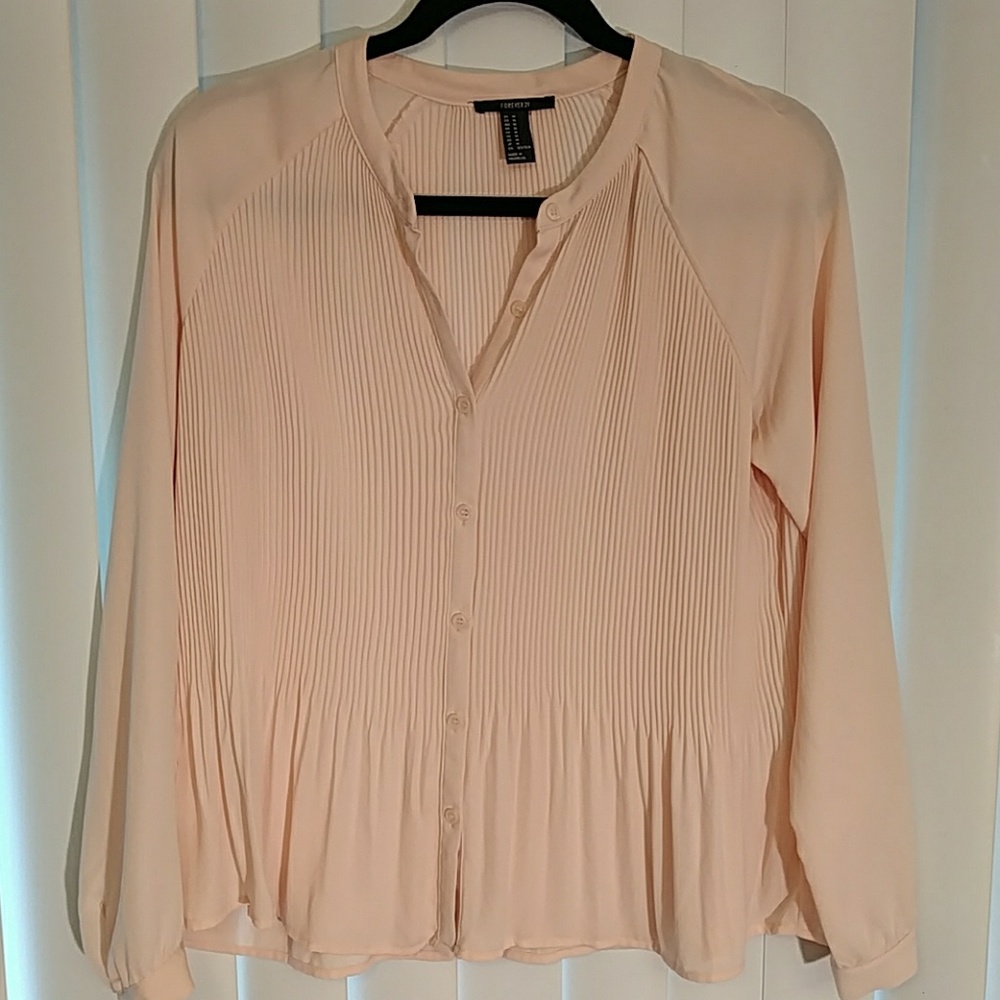 Forever 21 long sleeved shirt