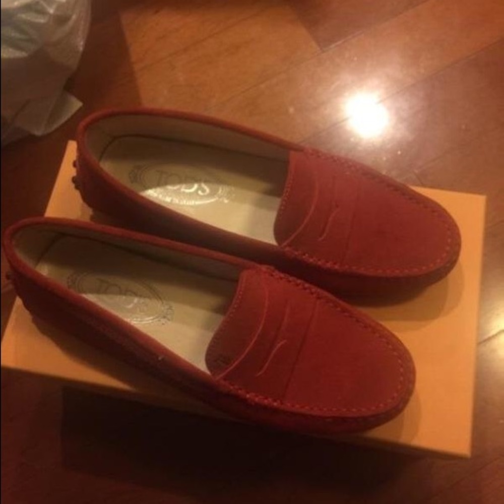 Tods gomnini suede drivers 36.5 6.5 bright red