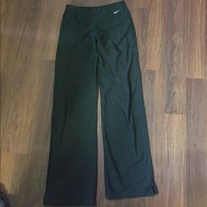 Nike fit dry leggings