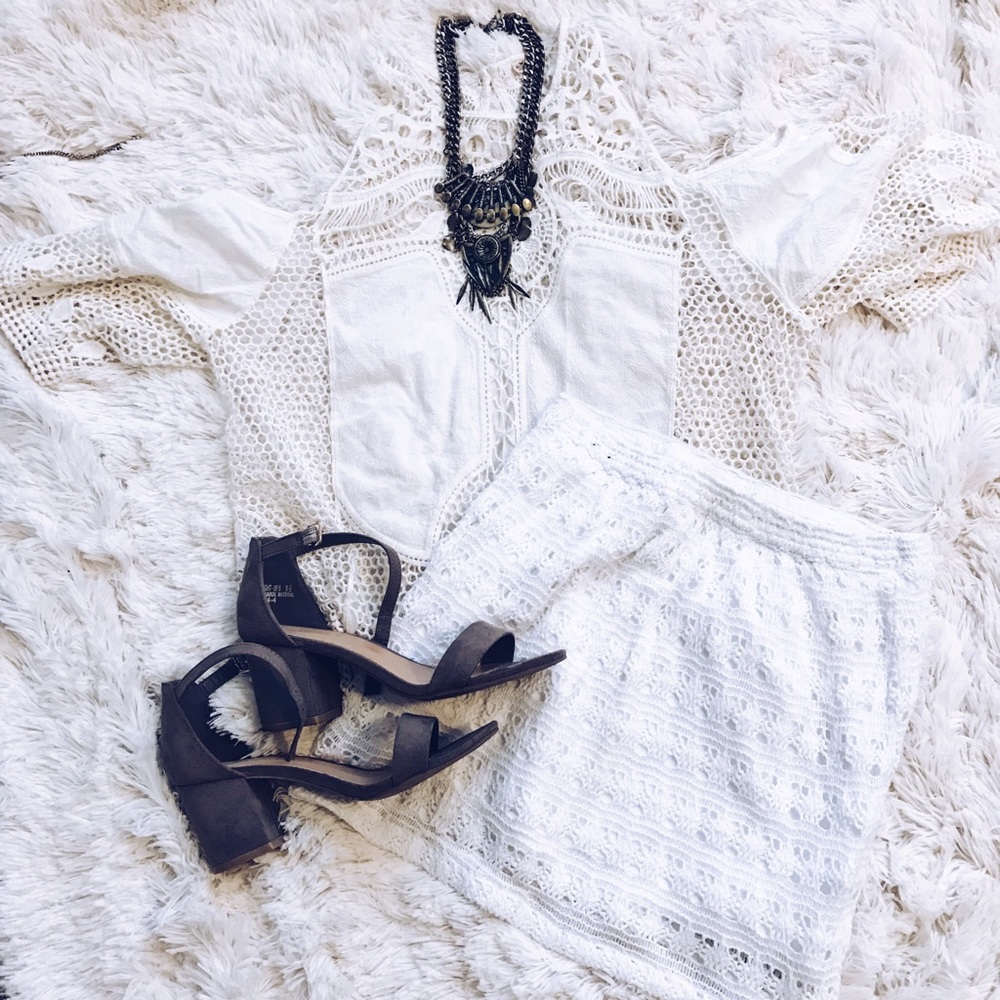 white crochet skirt