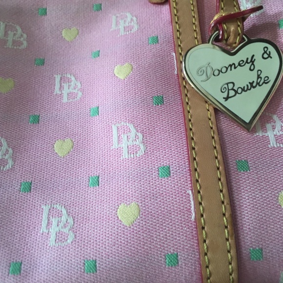 Small Dooney and Bourne bag! - Picture 2 of 4