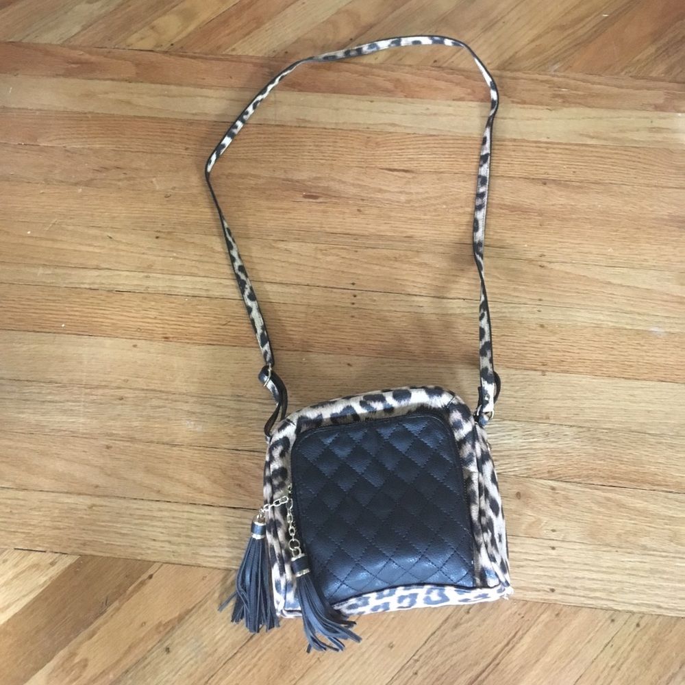 Leopard Jessica Simpson purse!